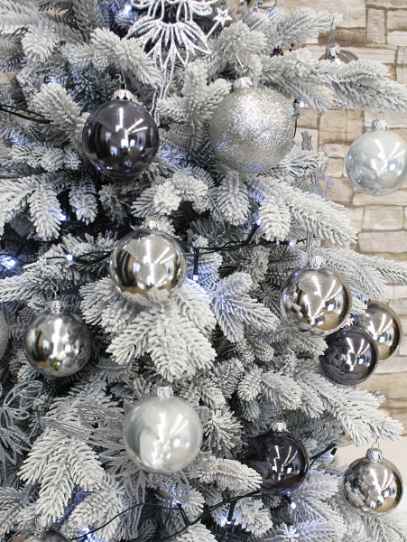 Элегия заснеженная побег в интерьере_3_мал